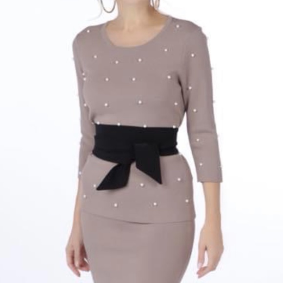 Brian Bailey Pearl Embellished Sweater - Picture 3 of 3